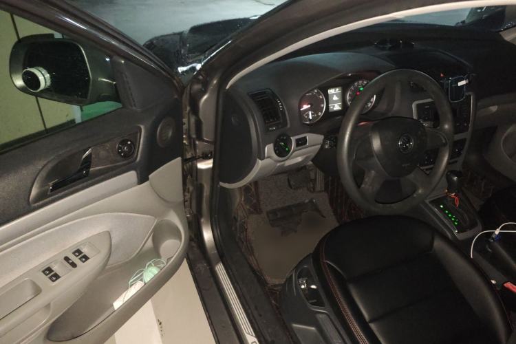 Used Skoda Octavia 2014 1.6L Automatic Yijie Edition Driver Seat