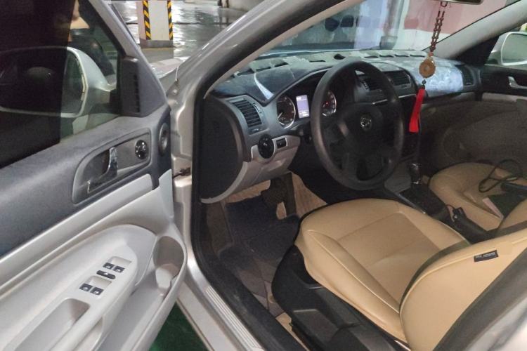 Used Skoda Octavia 2014 1.6L Automatic Yijie Edition Driver Seat