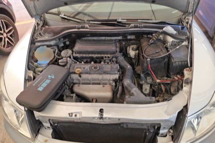 Used Skoda Octavia 2014 1.6L Automatic Yijie Edition Engine Bay