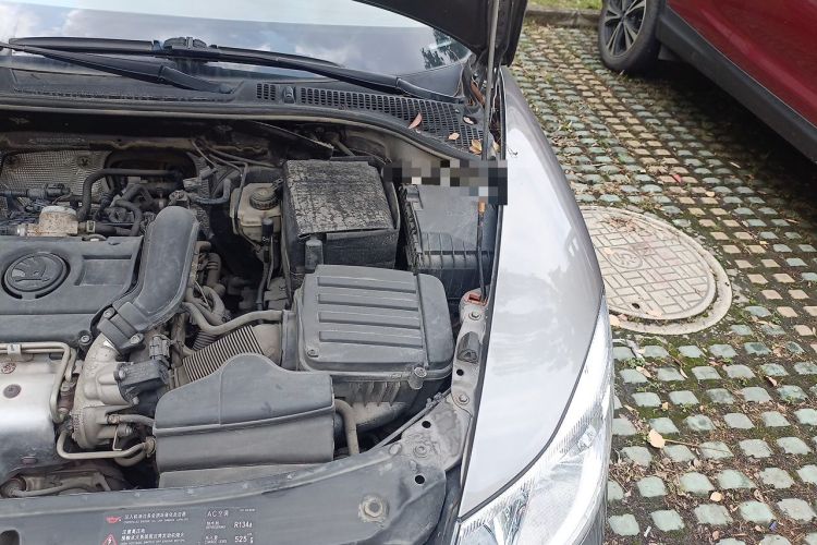 Used Skoda Octavia 2014 1.4TSI DSG Eado Edition Engine Bay Left