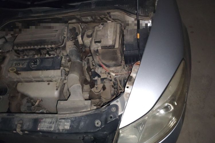 Used Skoda Octavia 2014 1.6L Manual Yijie Edition Engine Bay Left