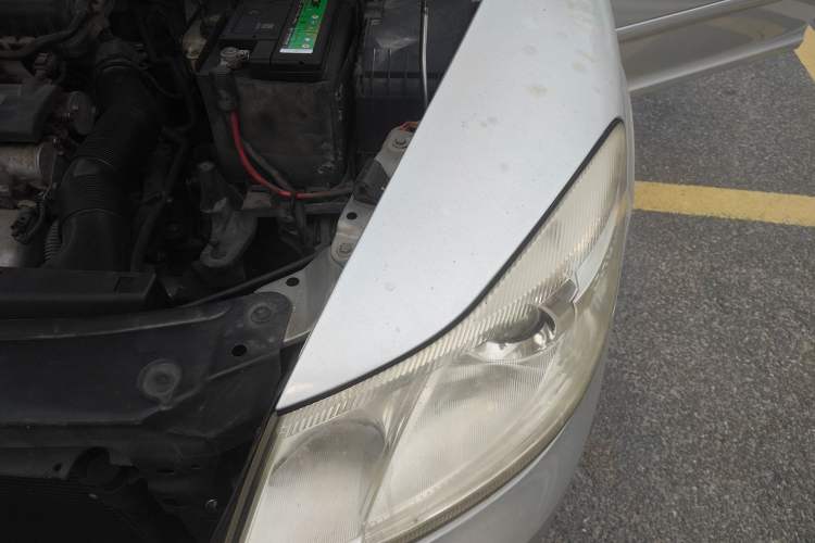 Used Skoda Octavia 2014 1.6L Manual Yijie Edition Engine Bay Left