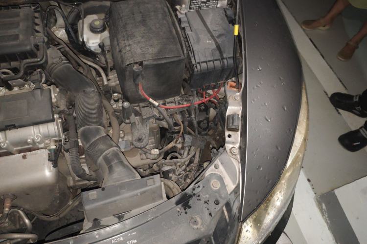 Used Skoda Octavia 2014 1.6L Automatic Yijie Edition Engine Bay Left