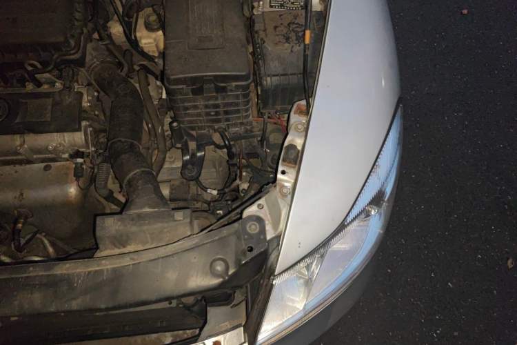 Used Skoda Octavia 2014 1.6L Automatic Yijun Edition Engine Bay Left