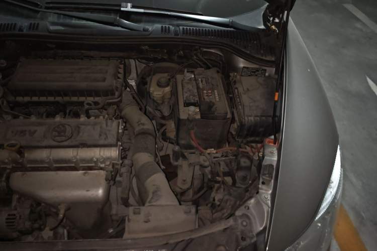 Used Skoda Octavia 2014 1.6L Manual Yijun Edition Engine Bay Left