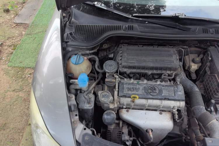 Used Skoda Octavia 2014 1.6L Automatic Yijun Edition Engine Bay Right