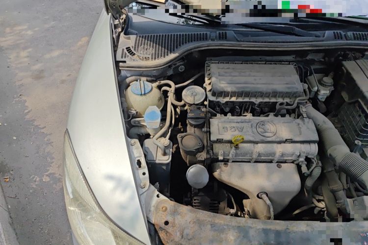 Used Skoda Octavia 2014 1.6L Automatic Yijun Edition Engine Bay Right
