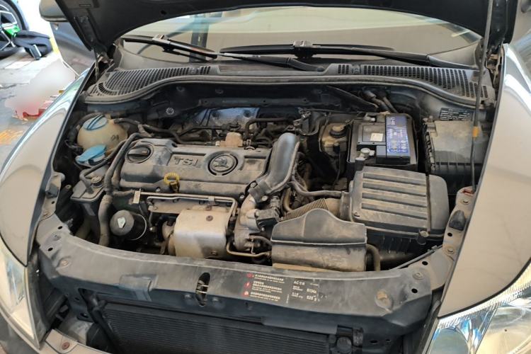 Used Skoda Octavia 2014 1.4TSI DSG Yijun Edition Engine Bay