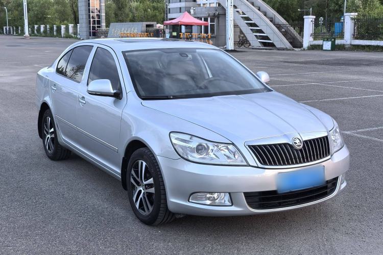 Used Skoda Octavia 2014 1.8TSI DSG Yijun Edition Exterior 2