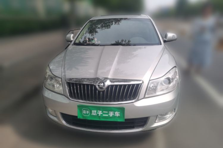 Used Skoda Octavia 2014 1.6L Manual Yijun Edition Front
