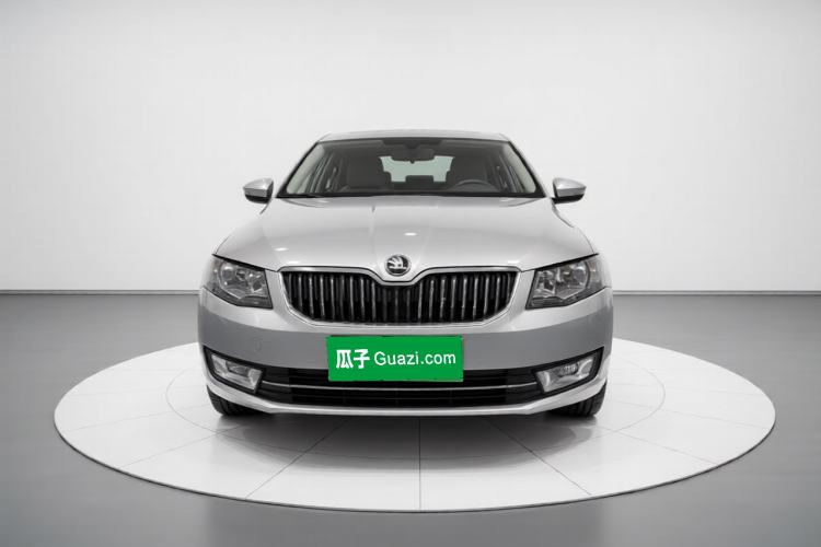 Used Skoda Octavia 2014 1.6L Manual Yijie Edition Front