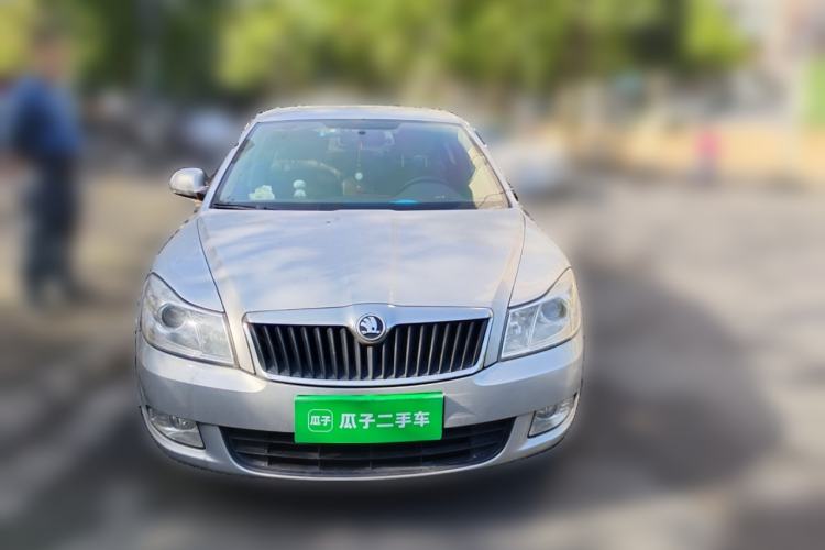 Used Skoda Octavia 2014 1.6L Automatic Yijie Edition Front