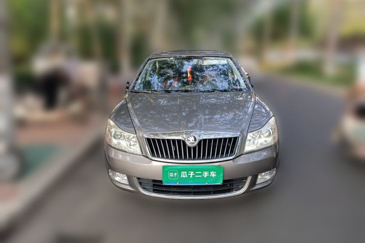 Used Skoda Octavia 2014 1.4TSI Manual Yijun Edition Front