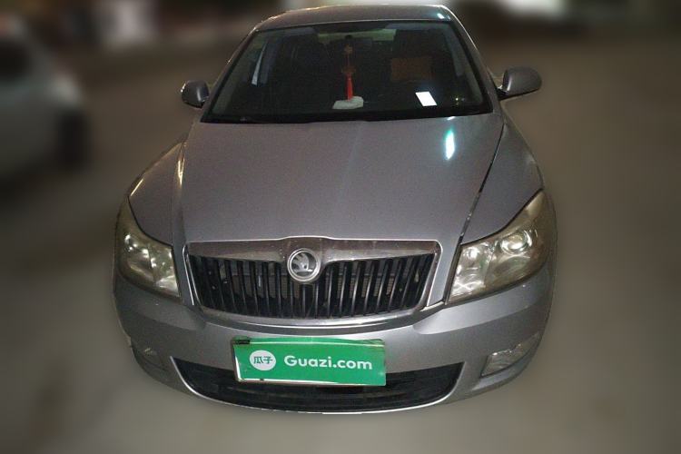 Used Skoda Octavia 2014 1.6L Manual Yijie Edition Front
