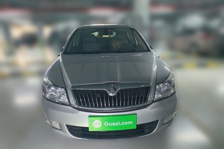 Used Skoda Octavia 2014 1.6L Automatic Yijun Edition Front