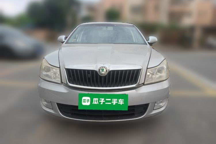 Used Skoda Octavia 2014 1.6L Manual Yijie Edition Front