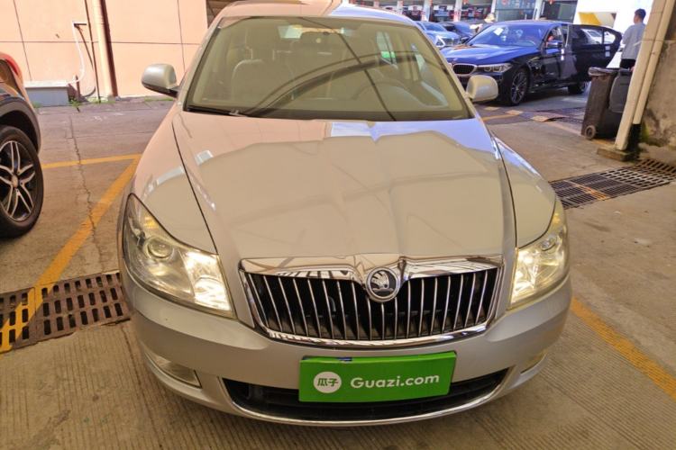 Used Skoda Octavia 2014 1.6L Automatic Yijie Edition Front
