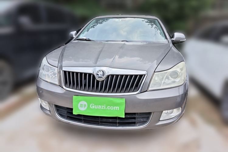Used Skoda Octavia 2014 1.6L Automatic Yijun Edition Front