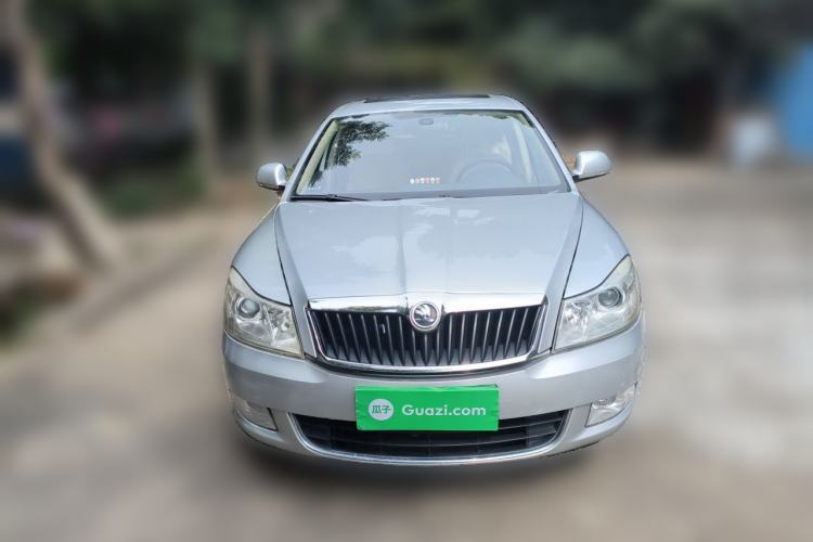 Used Skoda Octavia 2014 1.6L Automatic Yijun Edition Front