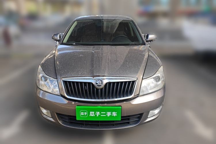 Used Skoda Octavia 2014 1.6L Automatic Yijie Edition Front