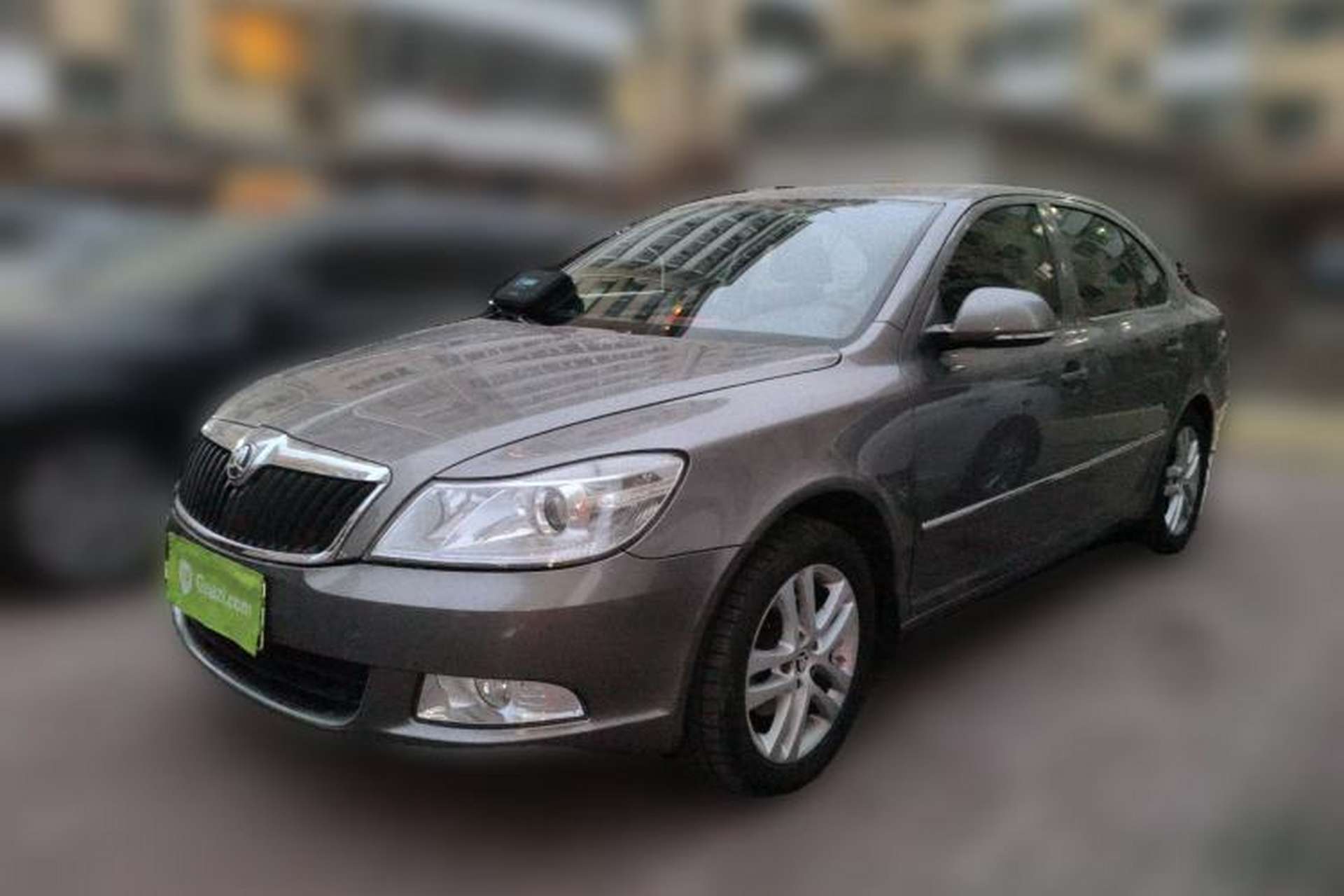 Used Skoda Octavia 2014 1.6L Automatic Yijun Edition Front Left 45 Deg