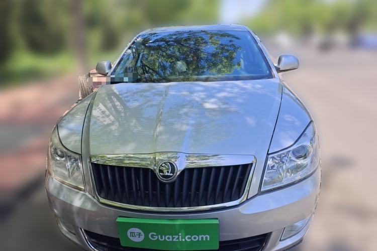 Used Skoda Octavia 2014 1.6L Automatic Yijun Edition Front