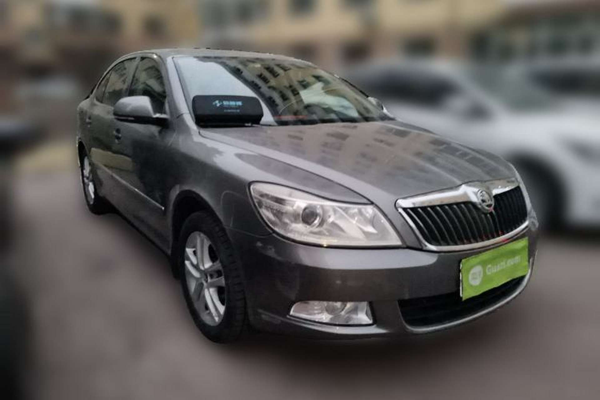 Used Skoda Octavia 2014 1.6L Automatic Yijun Edition Front Right 45 Deg