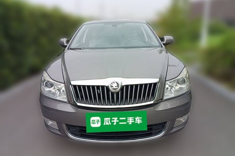 Used Skoda Octavia 2014 1.6L Automatic Yijun Edition Front