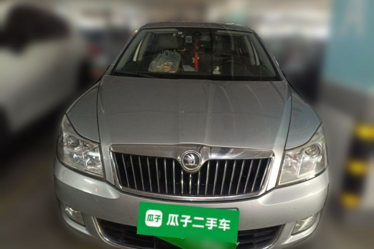 Used Skoda Octavia 2014 1.6L Manual Yijun Edition Front