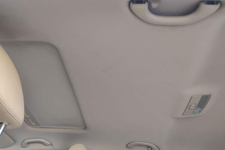 Used Skoda Octavia 2014 1.6L Automatic Yijie Edition Headliner
