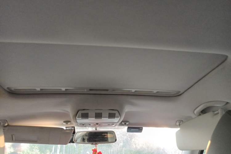 Used Skoda Octavia 2014 1.4TSI Manual Yijun Edition Headliner
