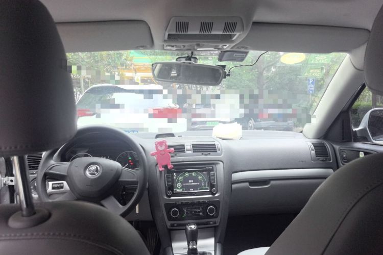 Used Skoda Octavia 2014 1.6L Automatic Yijun Edition Headliner
