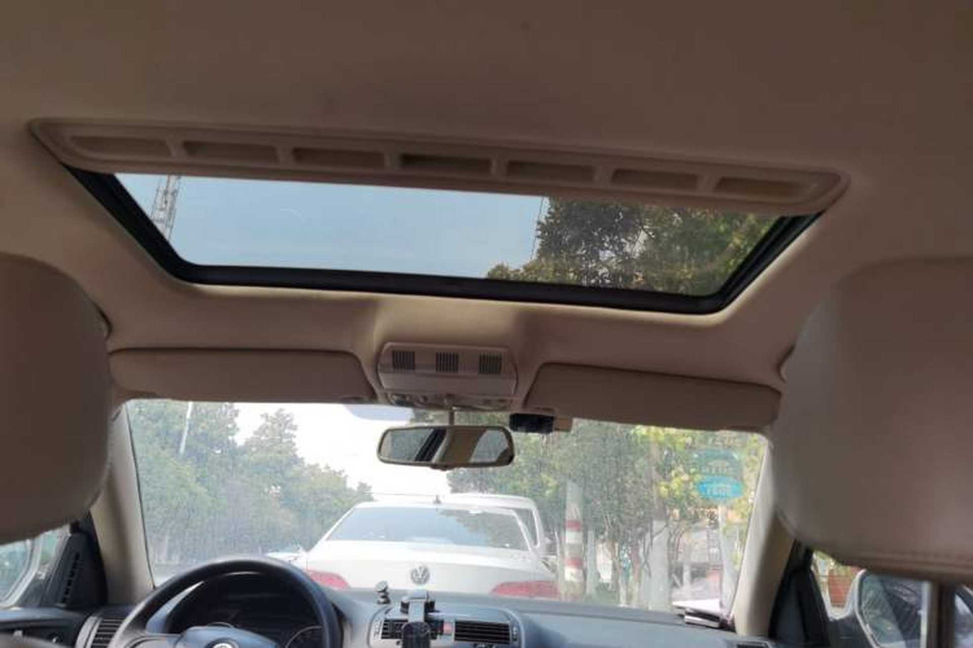 Used Skoda Octavia 2014 1.6L Automatic Yijun Edition Headliner