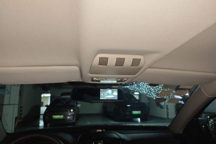 Used Skoda Octavia 2014 1.6L Automatic Yijie Edition Headliner