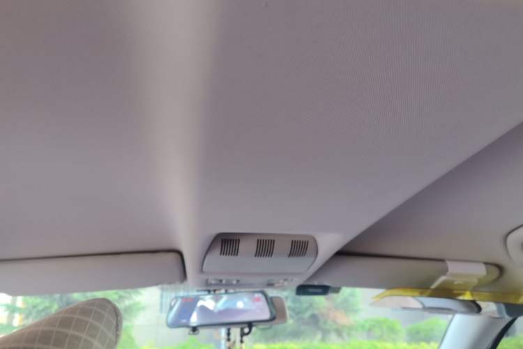 Used Skoda Octavia 2014 1.6L Automatic Yijie Edition Headliner