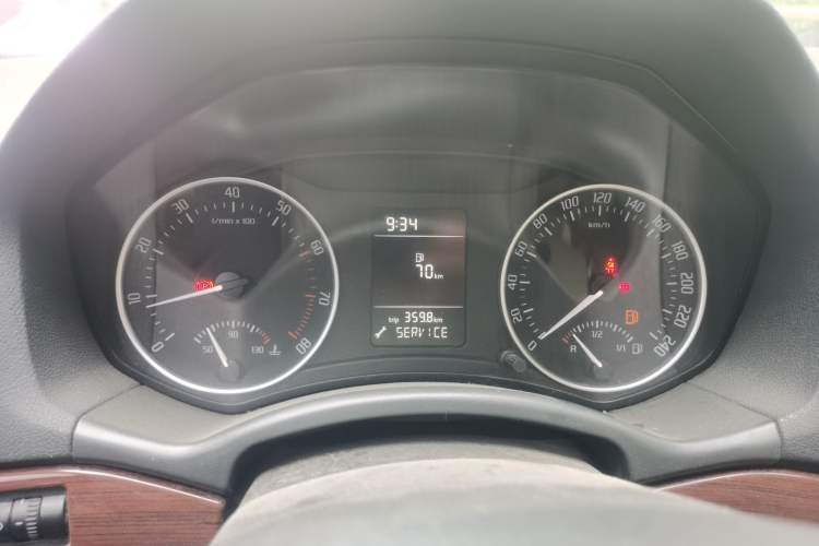 Used Skoda Octavia 2014 1.6L Manual Yijun Edition Instrument Cluster