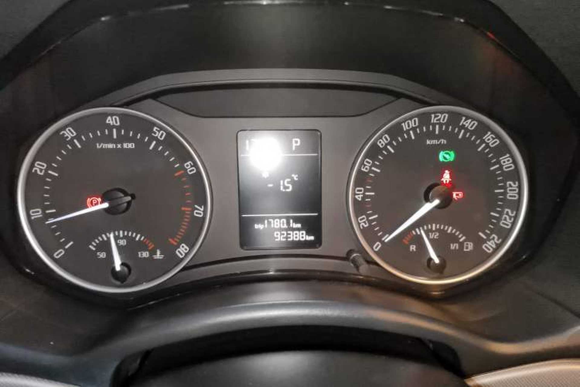 Used Skoda Octavia 2014 1.6L Automatic Yijun Edition Instrument Cluster