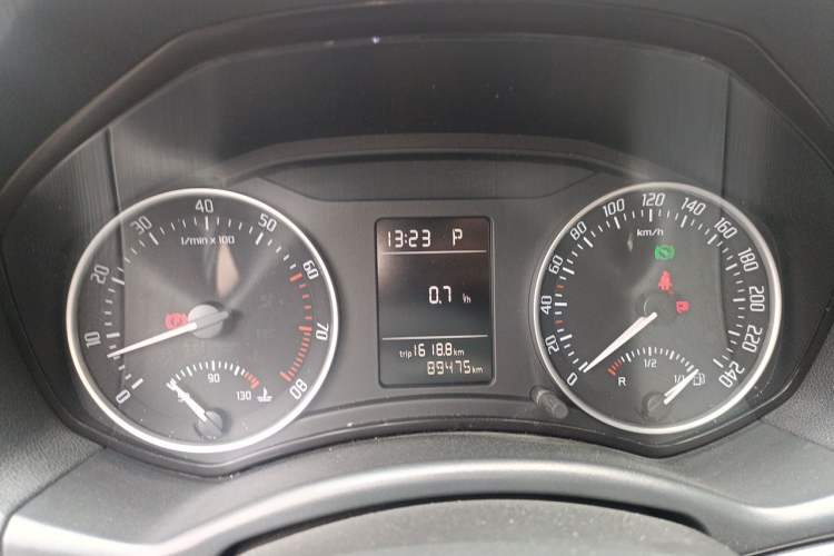 Used Skoda Octavia 2014 1.4TSI DSG Eado Edition Instrument Cluster