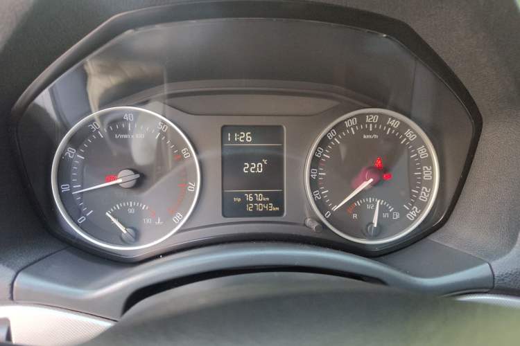 Used Skoda Octavia 2014 1.6L Manual Eado Edition Instrument Cluster