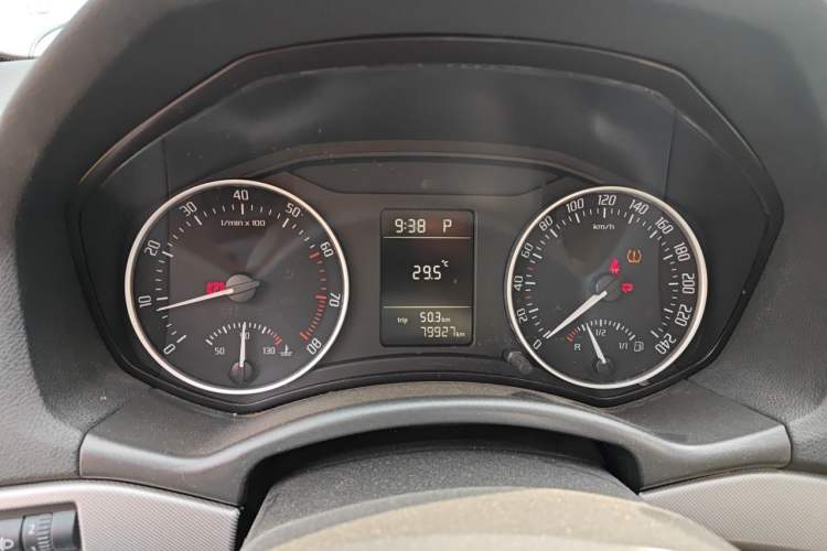 Used Skoda Octavia 2014 1.6L Automatic Yijun Edition Instrument Cluster