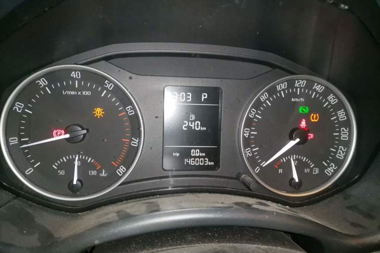 Used Skoda Octavia 2014 1.6L Automatic Yijie Edition Instrument Cluster
