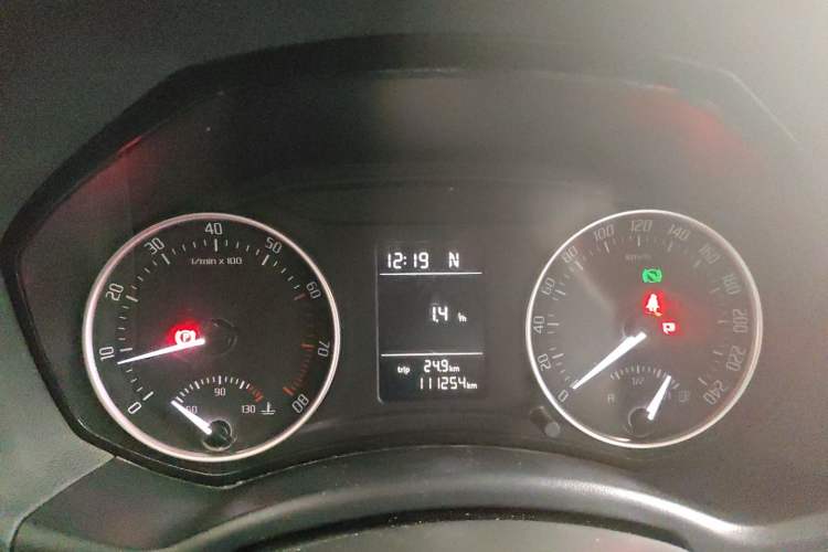 Used Skoda Octavia 2014 1.6L Automatic Yijie Edition Instrument Cluster