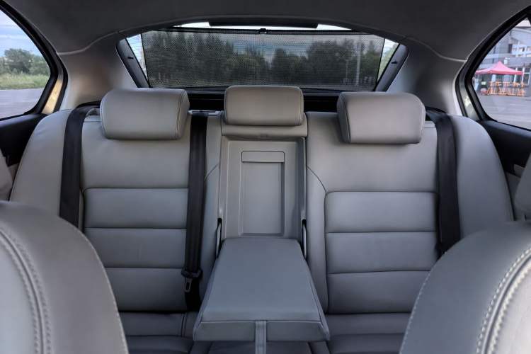 Used Skoda Octavia 2014 1.8TSI DSG Yijun Edition Interior 3