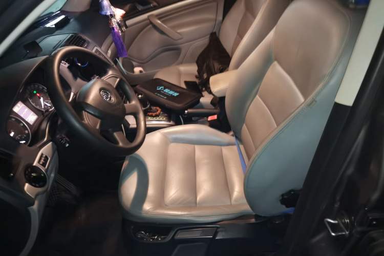 Used Skoda Octavia 2014 1.6L Automatic Yijun Edition Left Front Seat