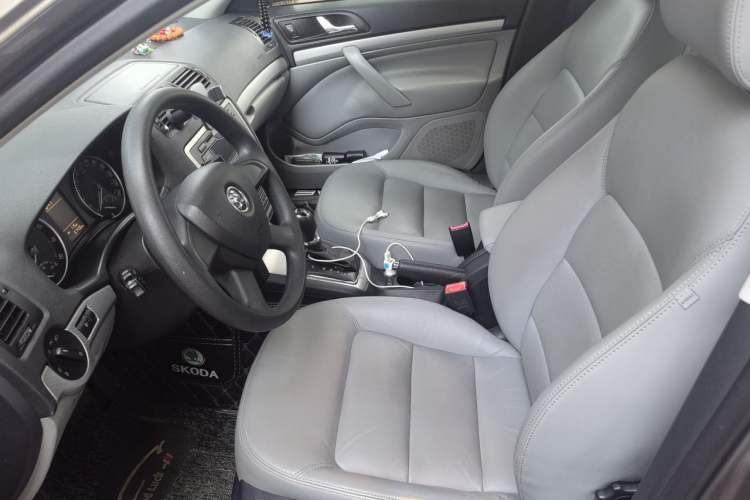Used Skoda Octavia 2014 1.6L Automatic Yijun Edition Left Front Seat