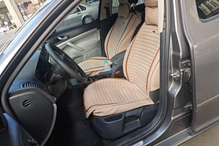 Used Skoda Octavia 2014 1.6L Automatic Yijie Edition Left Front Seat
