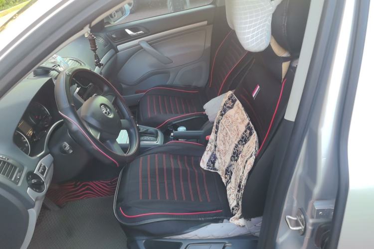 Used Skoda Octavia 2014 1.6L Automatic Yijie Edition Left Front Seat