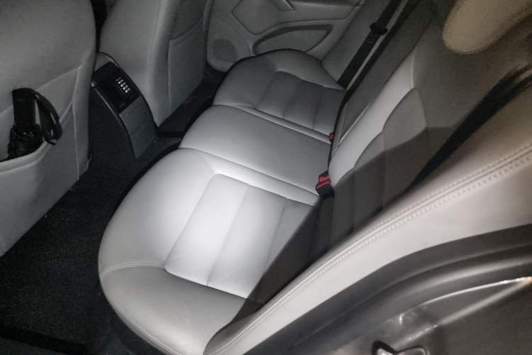 Used Skoda Octavia 2014 1.6L Automatic Yijun Edition Left Rear Seat