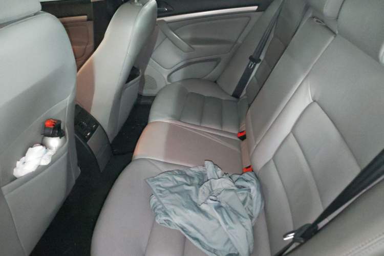 Used Skoda Octavia 2014 1.6L Automatic Yijun Edition Left Rear Seat