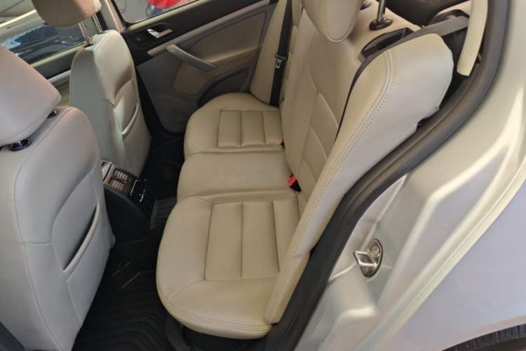 Used Skoda Octavia 2014 1.6L Automatic Yijie Edition Left Rear Seat